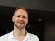 Nová PRSA: Známý režisér se mění na ženu, pochlubil se svými přednostmi!