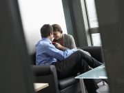 Poměr s kolegou z práce poškodil její psychiku: Udělala jsem hroznou věc a nevím, co mám dělat,“ popisuje svůj duševní stav